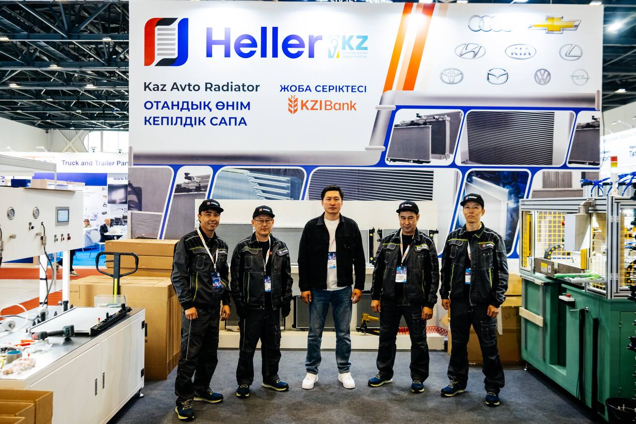 Heller командасы зауыт стендінде